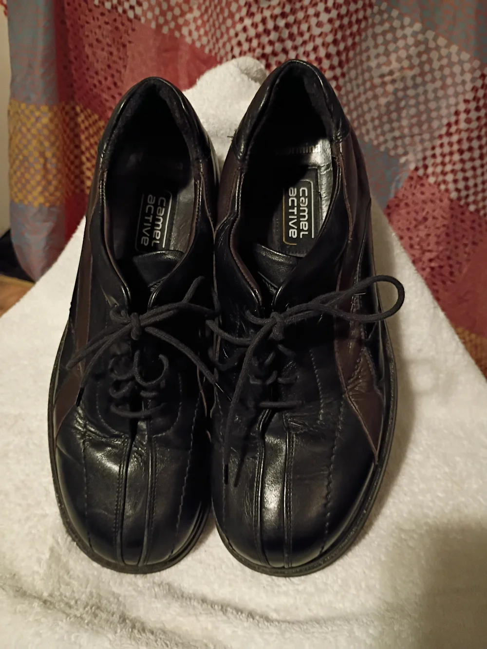 Comfortiva Men's Black and Brown Leather Lace-Up Oxfords